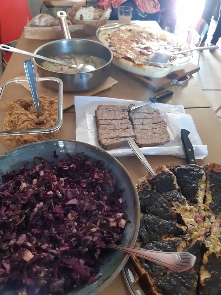 Repas partagé à la Fourmi Verte