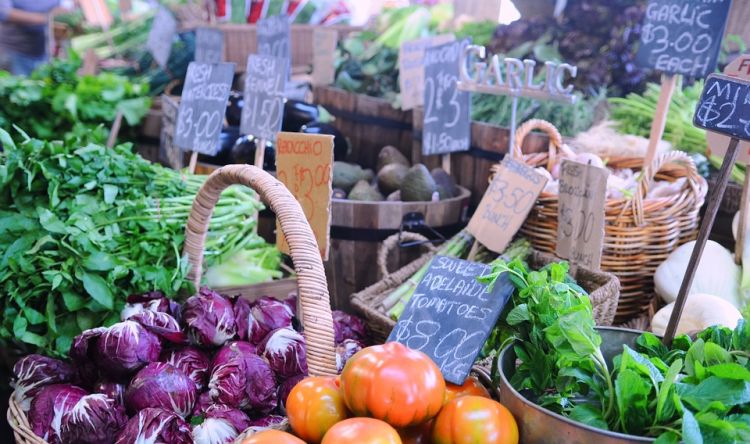 Marché à Bellignat